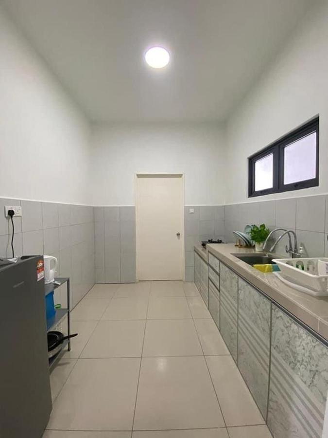 Bunga Homestay Sea View Kuala Terengganu Luaran gambar